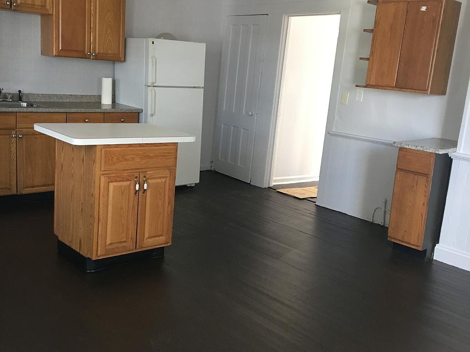 2nd image of 31 Perry Ave
