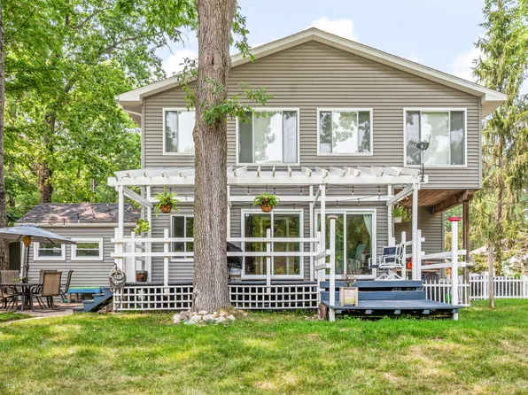 11980 183rd Ave, Big Rapids, MI 49307