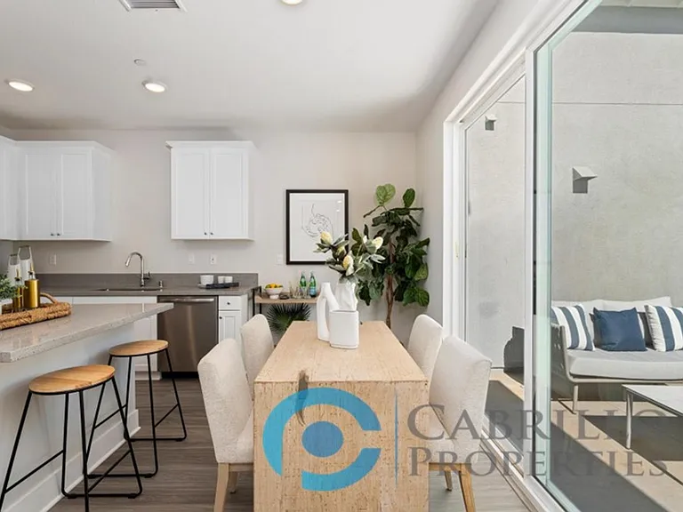 1675 Neptune Ave — Photo 28