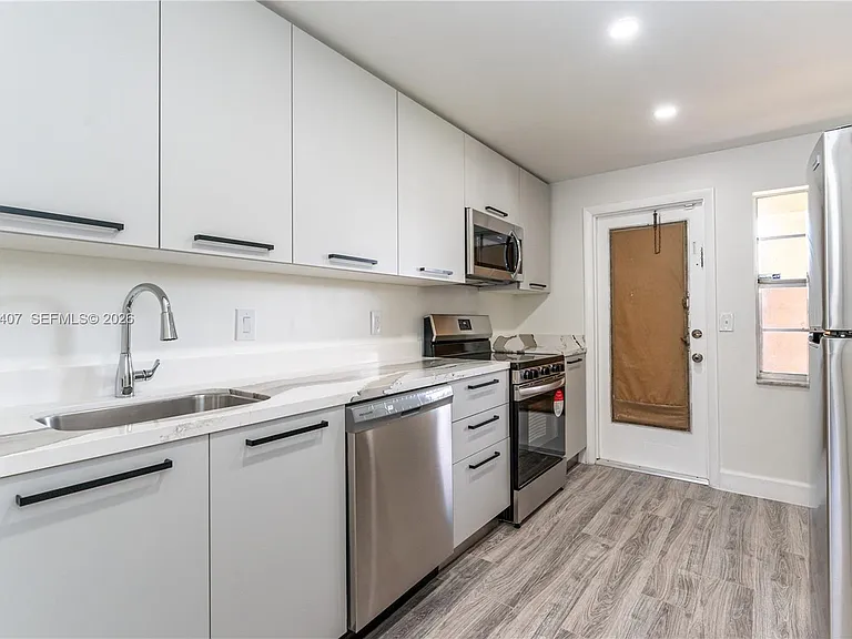 8705 NW 38th Dr #3A — Photo 10