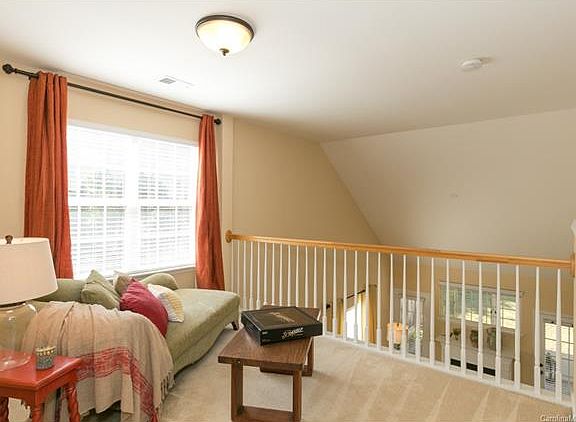 5th image of 11424 Glaetzer Ln #11424