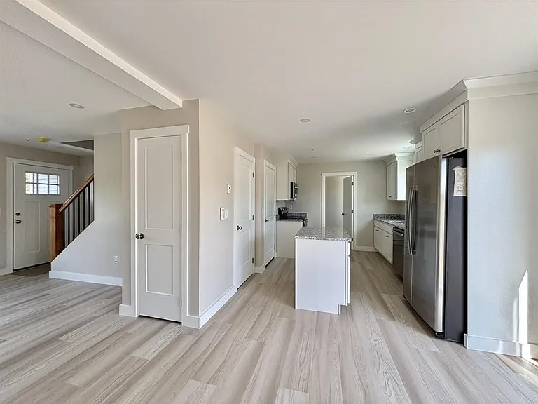 2B Valley Creek Ln #2B — Photo 3