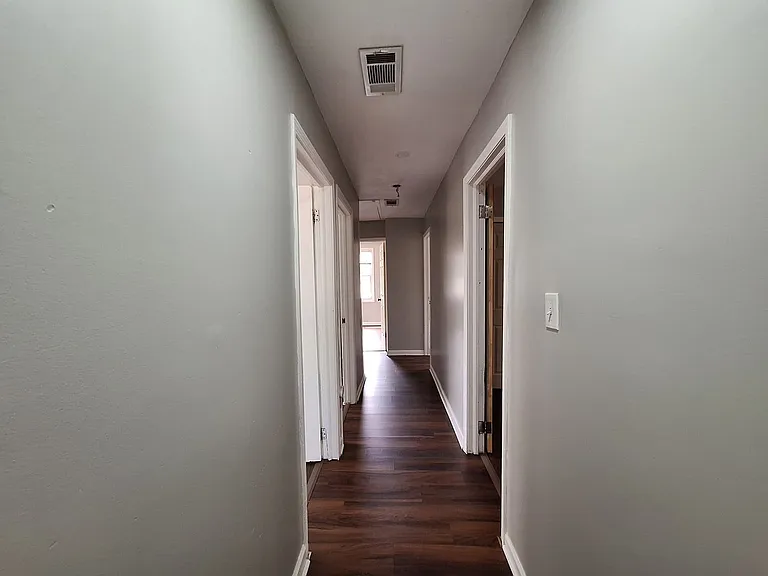 23720 Shakespeare Ave — Photo 15