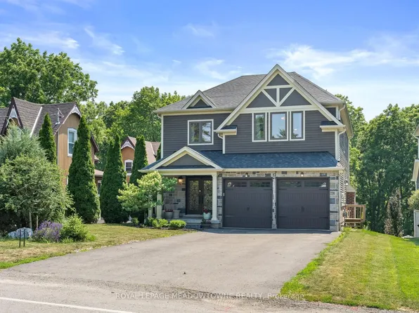 17 Ontario St, Halton Hills, ON L7G 3K5