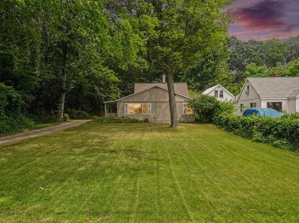 860 E Norton Ave, Muskegon, MI 49444