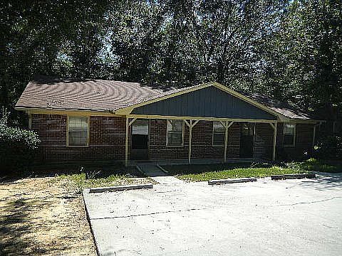 1st image of 1039 Chestnut Oak Ct NE