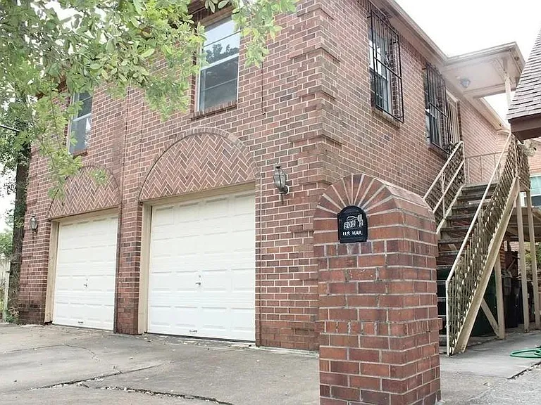 902 1/2 Euclid St — Photo 1