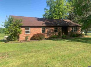800 Lattus Rd, Hickman, KY 42050
