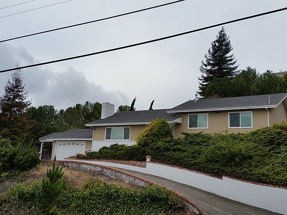 2nd image of 15991 Gramercy Dr