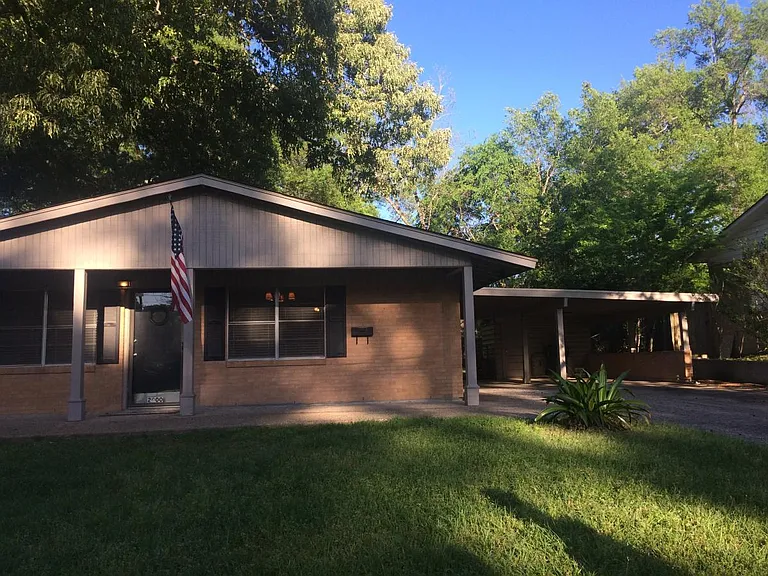2 car port with storage room