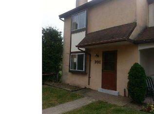 701 Walnut Ridge Ests, Pottstown, PA 19464