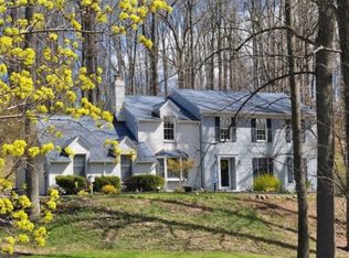 4 Shakespeare Rd, Hackettstown, NJ 07840