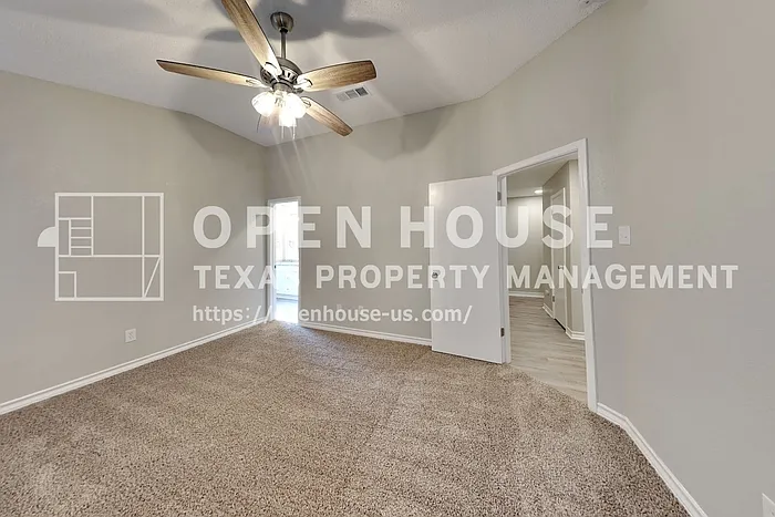 5900 Stone Meadow Ln — Photo 8