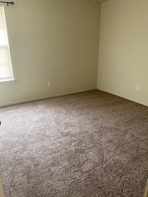 2101 Tahoe Court - D — Photo 4