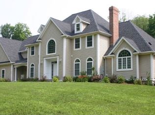230 Atkins St, Middletown, CT 06457