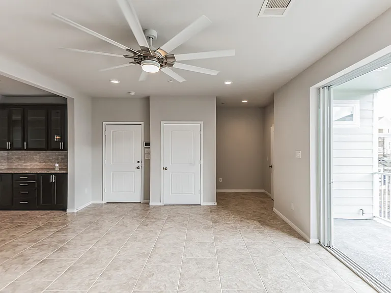 2716 Veranda Fls — Photo 29