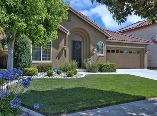 835 Castleton St, Salinas, CA 93906