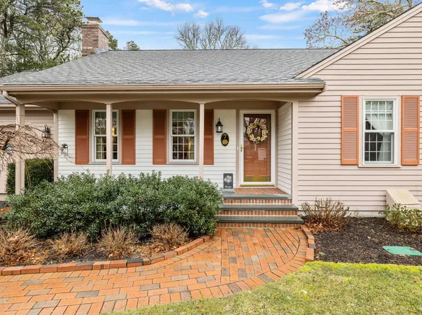 7 Cran Wood Road, Harwich, MA 02645