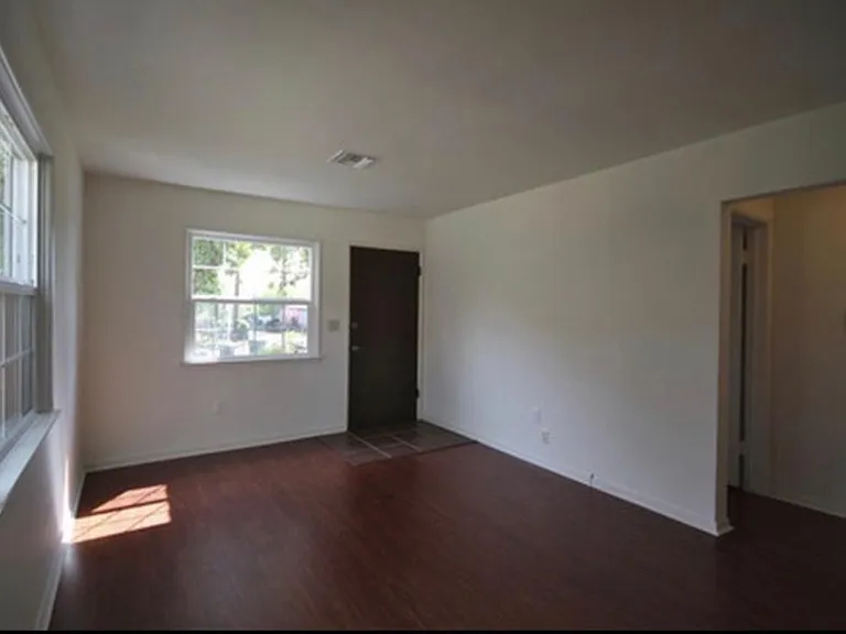 3125 Alameda St — Photo 7