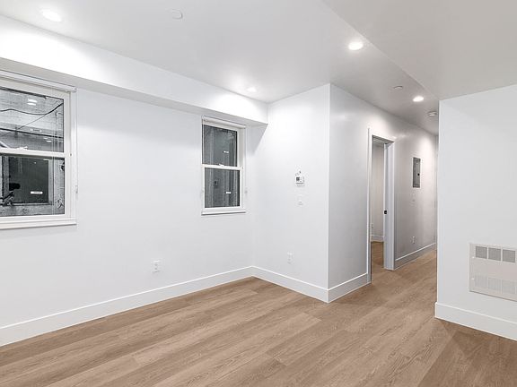 4th image of 969 Bush St #4