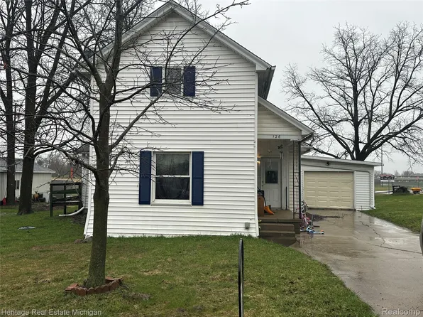 126 W Mason, Morrice, MI 48857