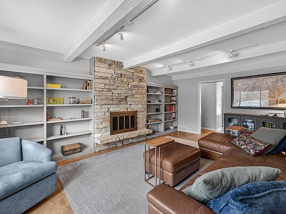 4th image of 29 Blue Ridge Court