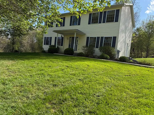 17105 Grange Center Rd, Saegertown, PA 16433