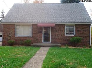 1723 Florian Dr NW, Canton, OH