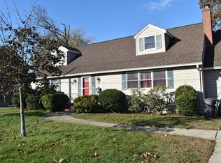 101 S Ketcham Ave, Amityville, NY 11701