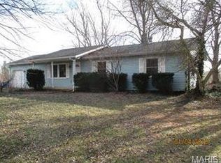 7462 W Kirsch Rd, Collinsville, IL 62234