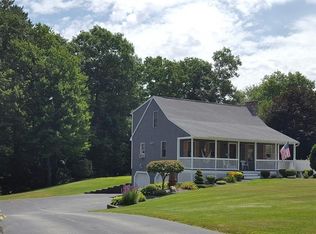 4 Lous Dr, Dudley, MA 01571
