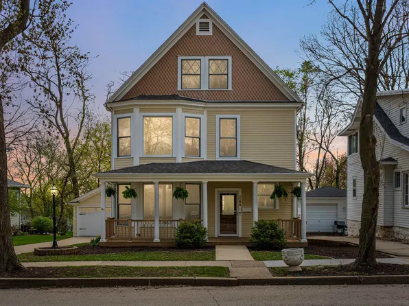 1134 Langworthy St, Dubuque, IA 52001