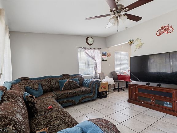 4th image of 2101 Stanley Ave