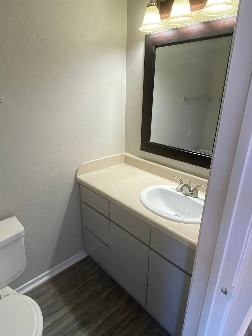 3 Bedroom 2 Bath Condo By Unt — Photo 3