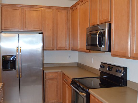 5th image of 4100 N Albion St Unit 409