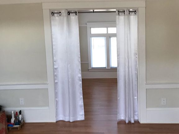 5th image of 439 Sylvan Ave #B