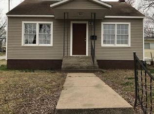 915 S Fulton St, Carthage, MO 64836