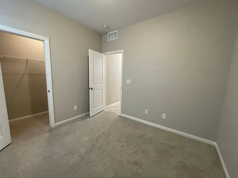 6944 Trevelez St — Photo 13