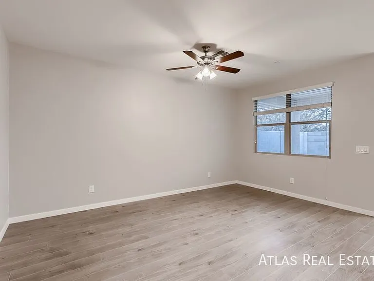 2077 N 213th Dr — Photo 5