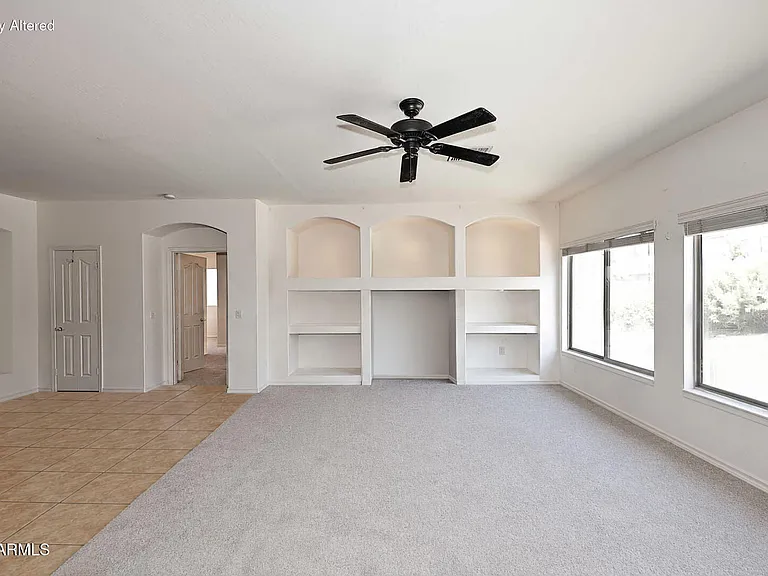 2505 S 117th Ave — Photo 3