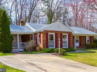 8308 Carrleigh Pkwy, Springfield, VA 22152