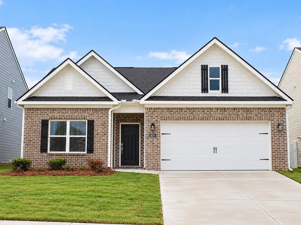 8015 Watercolour Ln, Ooltewah, TN 37363