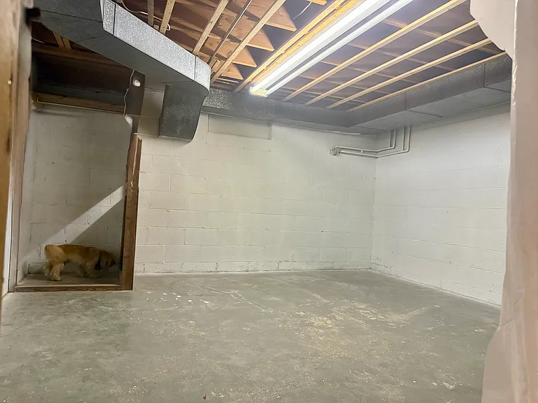 503 Hessel Blvd — Photo 45