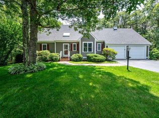 13 Nelson Cir, Mashpee, MA 02649