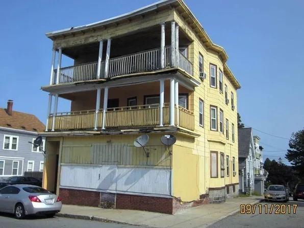 201 Ferry St, Lawrence, MA 01841