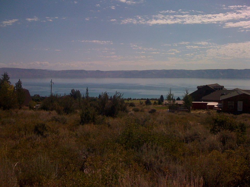 2nd image of 90 Colter Dr