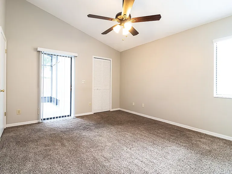 296 Morning Glory Dr — Photo 10