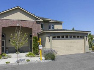 366 Columbia Point Dr, Richland, WA 99352