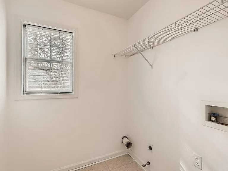 390 Saddle Bridge Dr — Photo 28