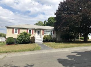 70 Oakcrest Cir, Methuen, MA 01844